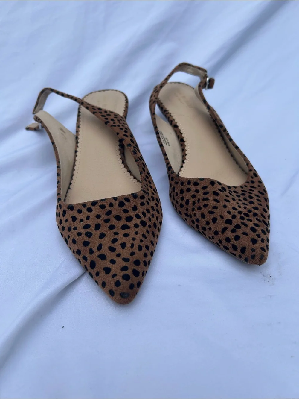 Isaac Mizrahi New York Brown Leopard Print Pointed Slingback heels - Picture 3 of 7